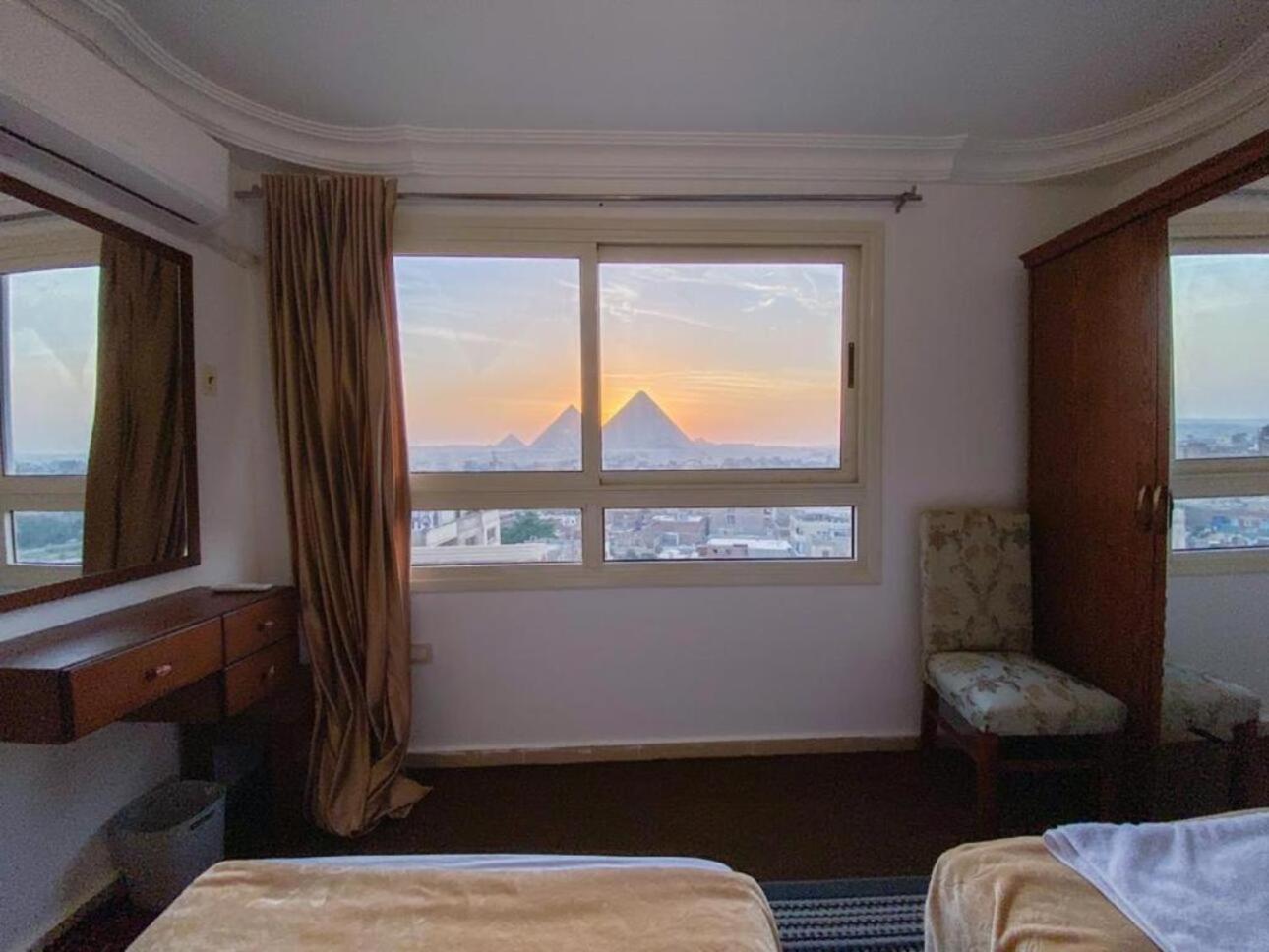 Oscar Pyramids View Hotel Nazlet el-Sîsi Exterior foto